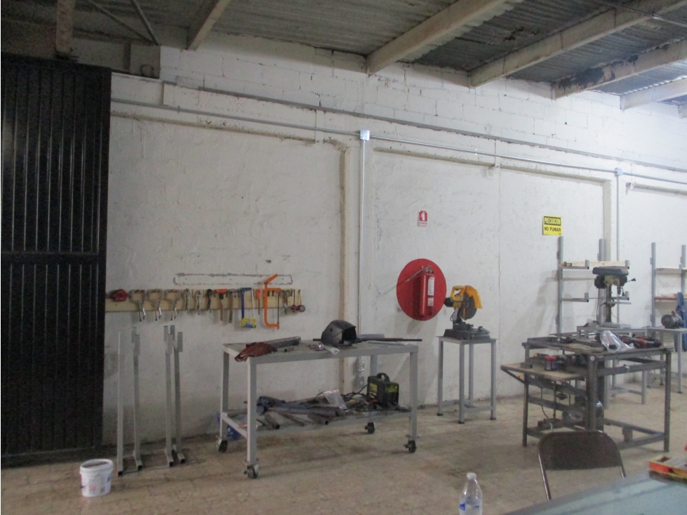 Bodega Comercial en VENTA Centro de Monterrey - 4