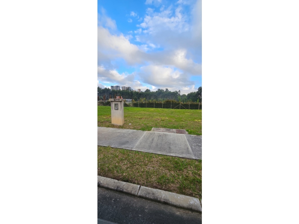 LOTE EN VENTA EN MARINILLA - 2