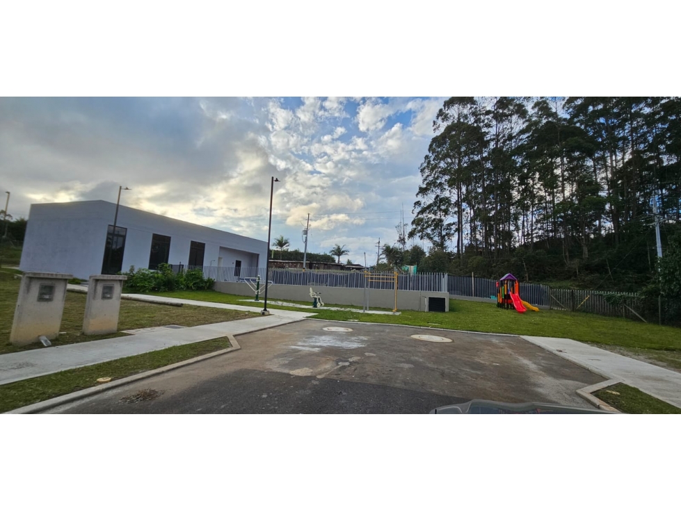 LOTE EN VENTA EN MARINILLA - 3