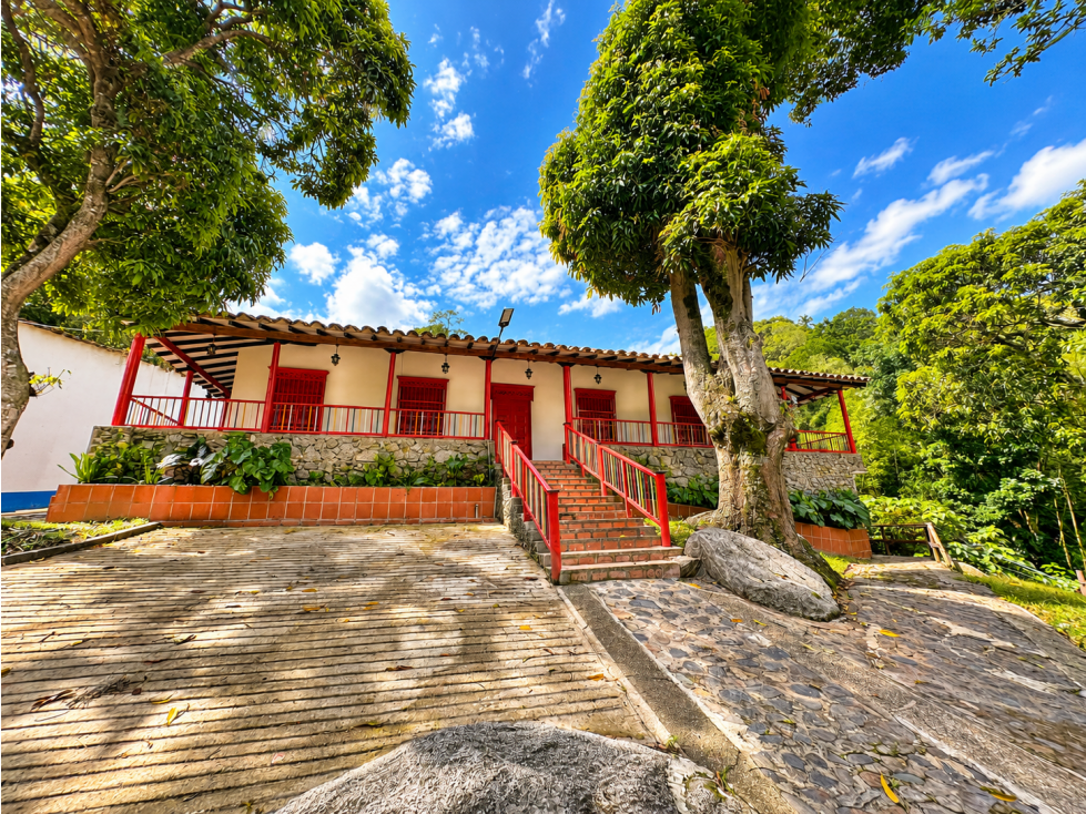 FINCA EN VENTA GIRARDOTA 25.300 MT2 A SOLO 10 MINUTOS DEL PUEBLO — foto 2