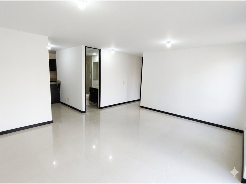 RENTO APARTAMENTO EN EL POBLADO LOMA DE LOS GONZALES — foto 2