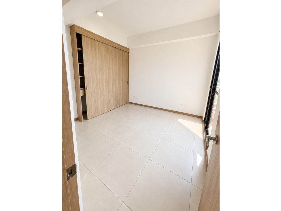 ARRIENDO APARTAMENTO EN LA ESTRELLA — foto 3