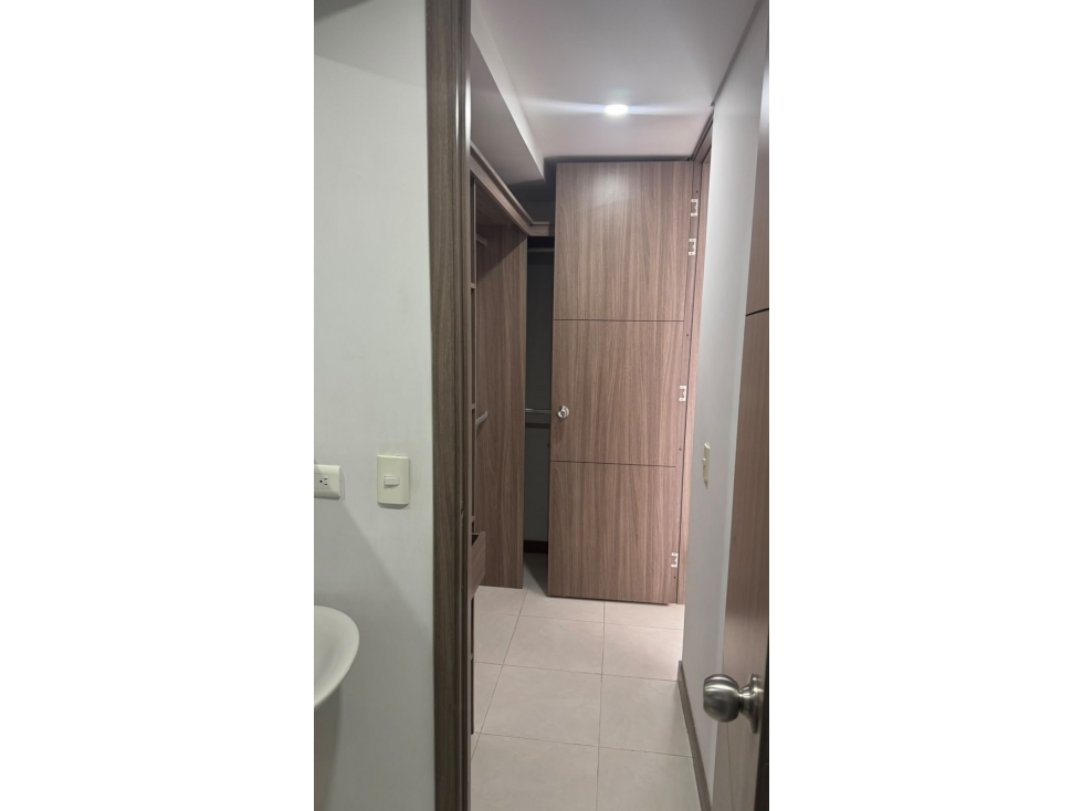 ARRIENDO APARTAMENTO EN LA ESTRELLA — foto 4