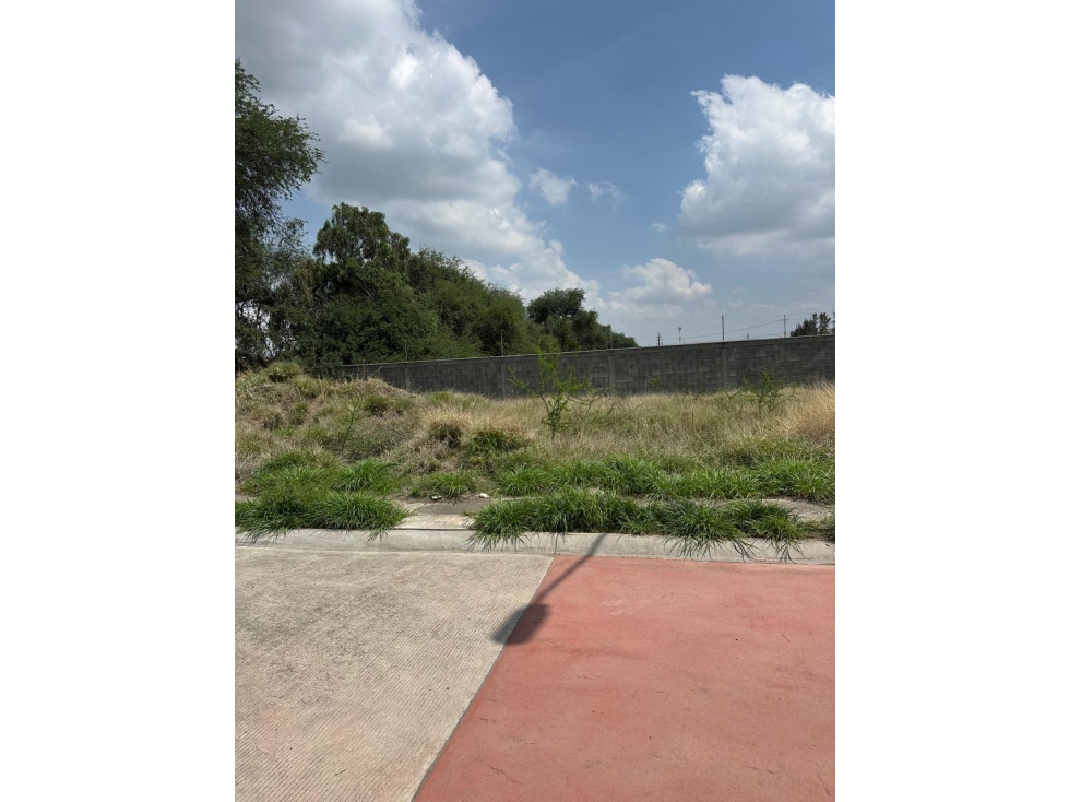 TERRENO EN FRACCIONAMIENTO CONDADO DE LA PILA SEGUNDA ETAPA - 2