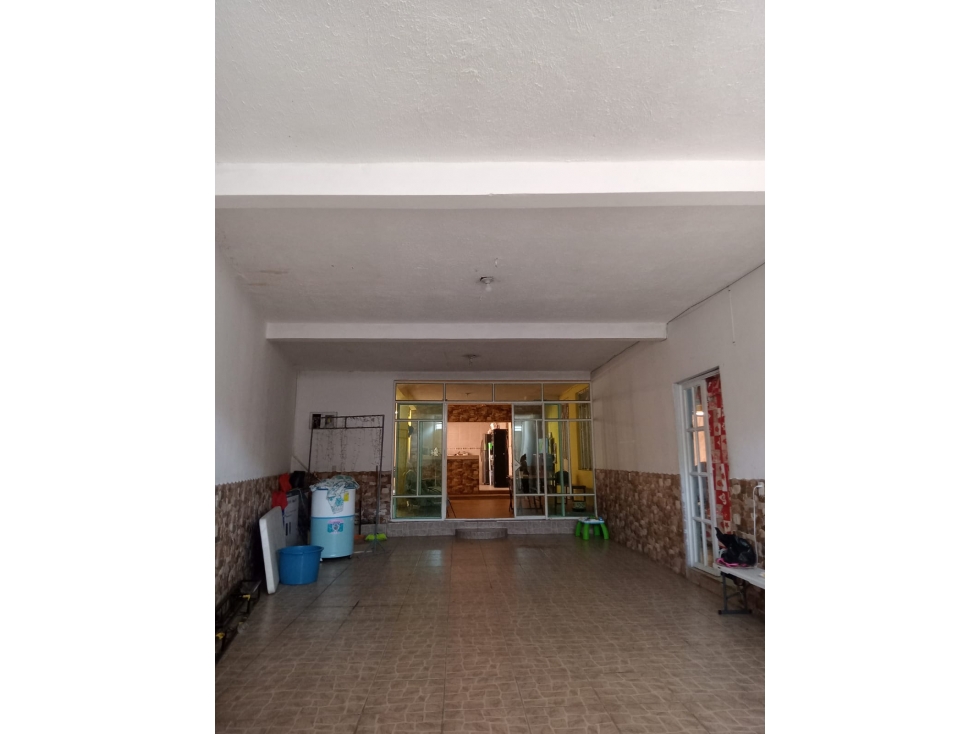 CASA EN VENTA CALLE CLAVEL COLONIA SOPEÑA - 3