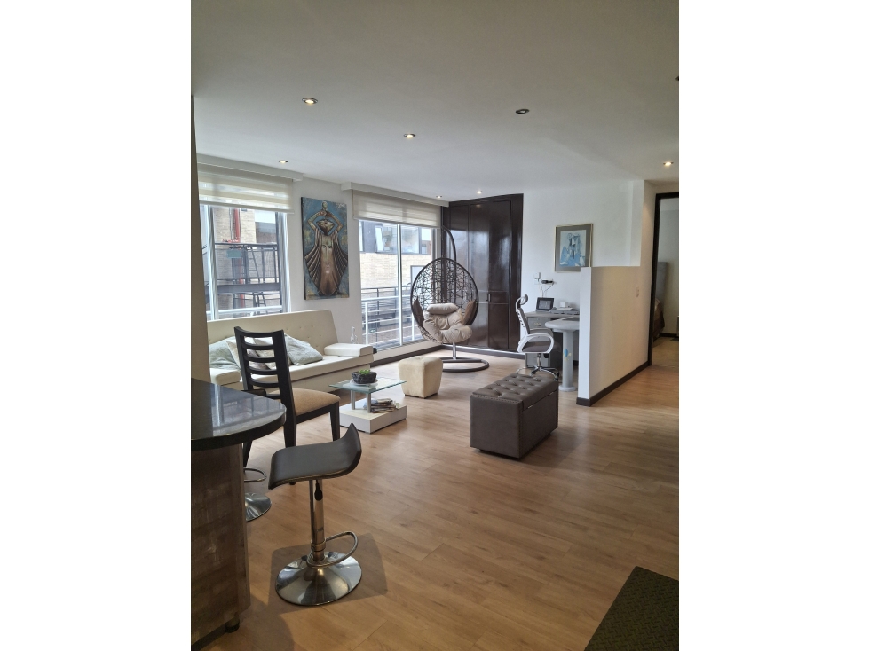 Apartamento amoblado para arriendo de 72 metros Santa Barbara — foto 2