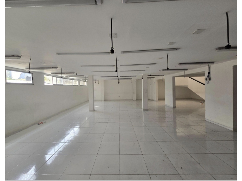 Casa comercial para arriendo de 550 metros la Castellana
