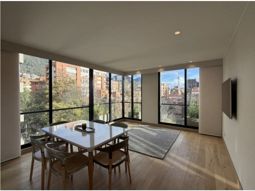 Apartamento para arriendo de 90 metros Cabrera — foto 2