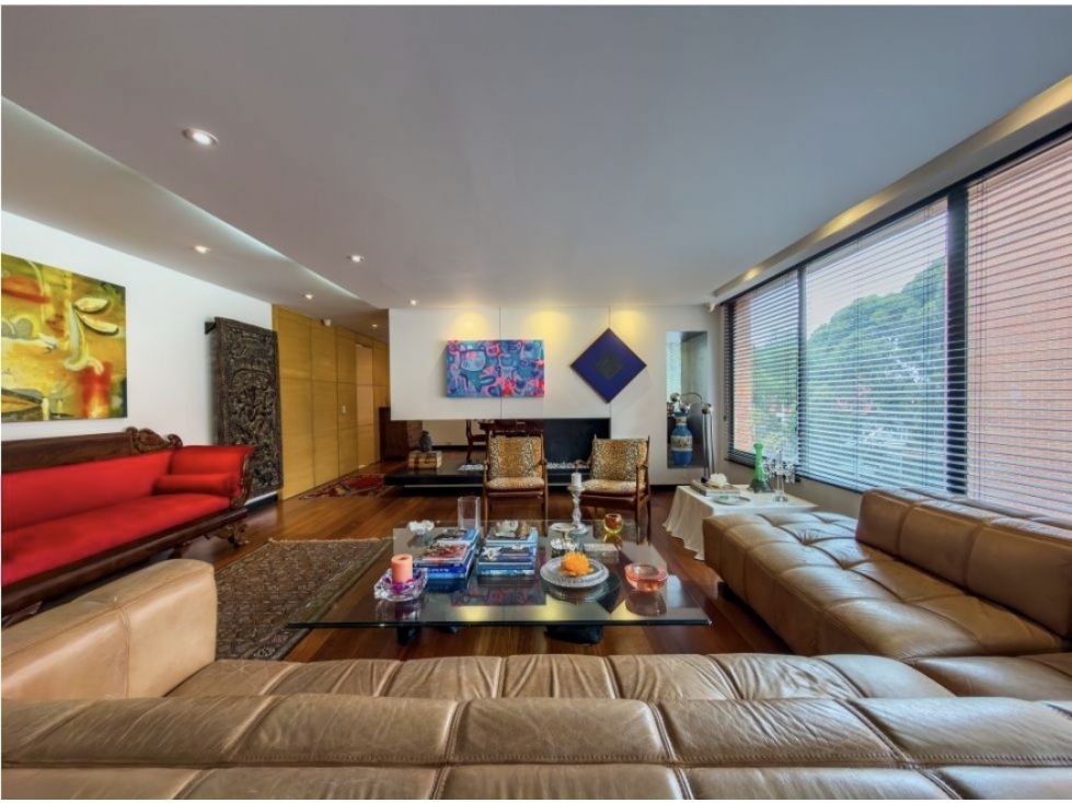 Apartamento remodelado para venta de 210 metros Rosales