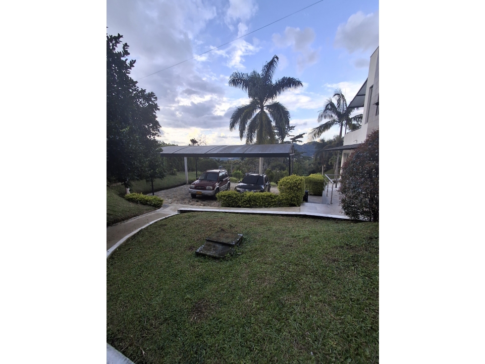 Casa lote para venta de 5600 metros la Vega — foto 2