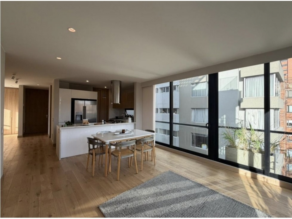 Apartamento para arriendo de 90 metros Cabrera