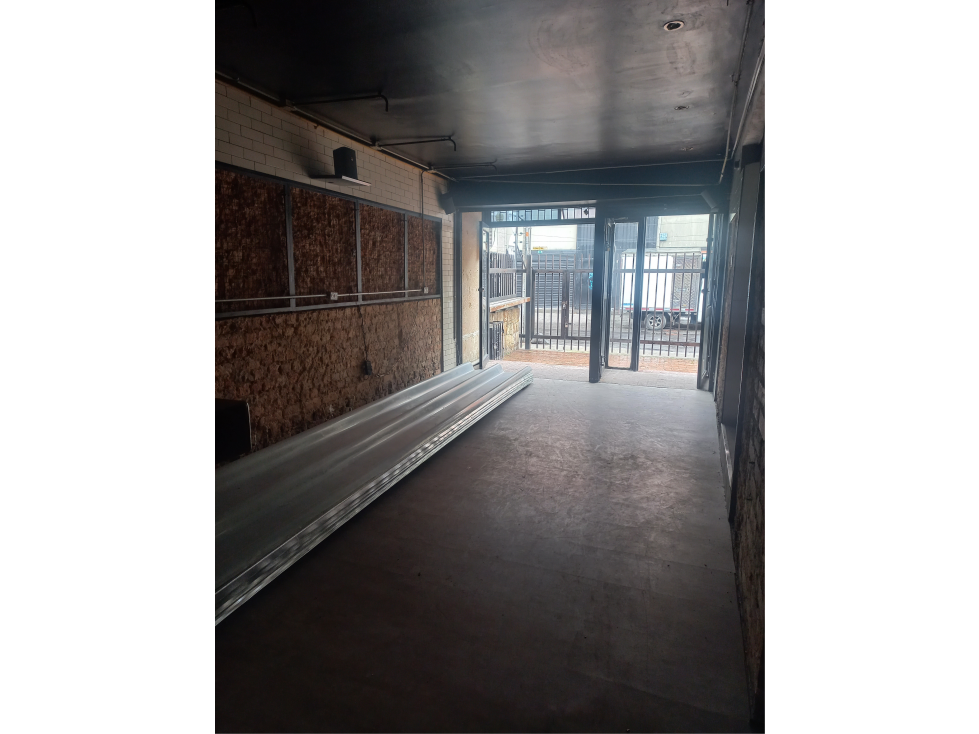 Local para arriendo de 118 metros Chapinero — foto 5