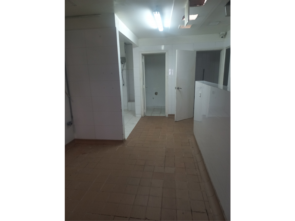 Local para arriendo de 118 metros Chapinero — foto 6
