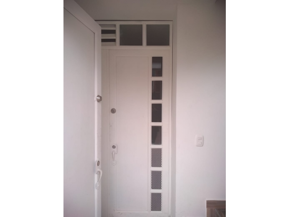 Oportunidad Inversión CHIA Edificio de 3 apartamentos RENTANDO - 2