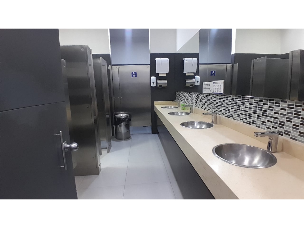 ARRIENDO OFICINA SANTA PAULA DE 450 MTS2- 2 BALCONES — foto 4