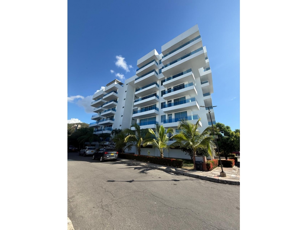 APARTAMENTO GIRARDOT CMARCA VENTA 175 M2 ZONA RESIDENCIAL NORTE RG