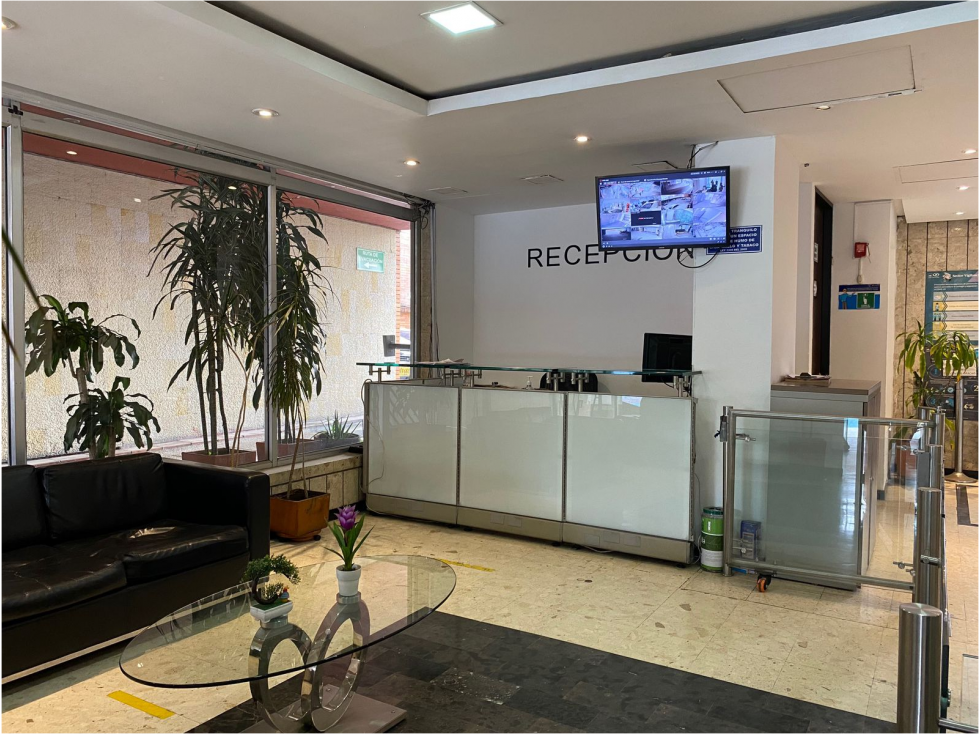 ARRIENDO OFICINA AMOBLADA - QUINTA CAMACHO- 72 CON 13, 417 M- 84 PTOS