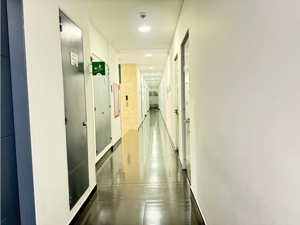 ARRIENDO EXCELENTE OFICINA 258 M2 SANTA PAULA , CRA 14 CON 103 — foto 4