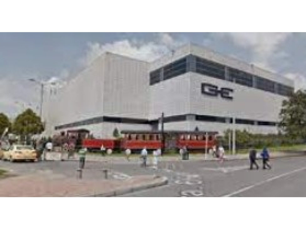 LOCAL COMERCIAL CON RENTA GRAN ESTACION CC BOGOTA