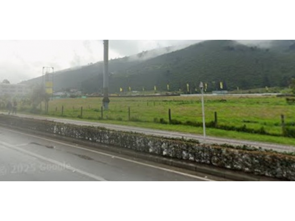 LOTE AUTOPISTA NORTE CHIA ZONA ORIENTAL 33 MM2