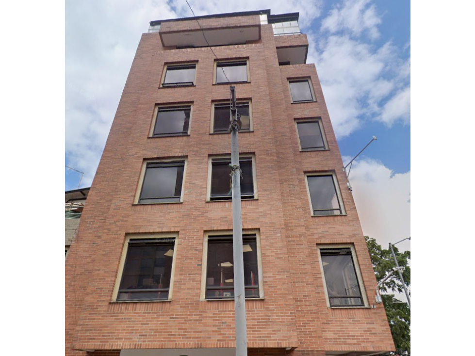 EDIFICIO INSTITUCIONAL 31 PARQUEOS MCC - 1