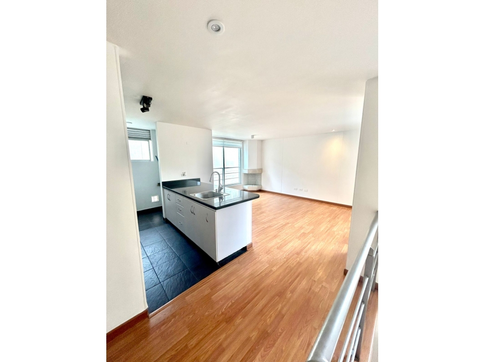 VENDO MODERNO APARTAMENTO DUPLEX INTERIOR CHAPINERO ALTO-77 M2 2HAB — foto 4