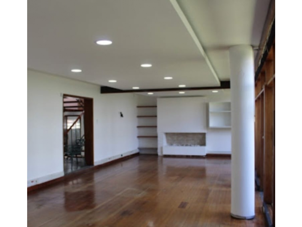 ARRIENDO EXCELENTE CASA PARA OFICINAS EN QUINTA CAMACHO -360 M2 — foto 3