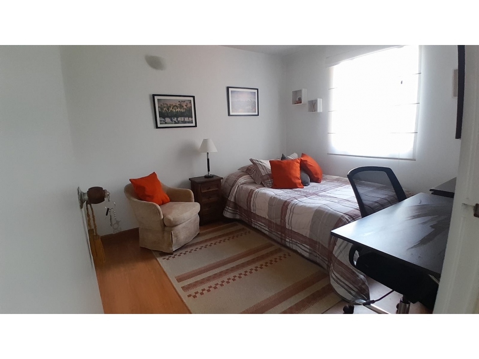 ARRIENDO HABITACION 14 M AMOBLADA ,DOTADA-127 ABAJO AUTOPISTA