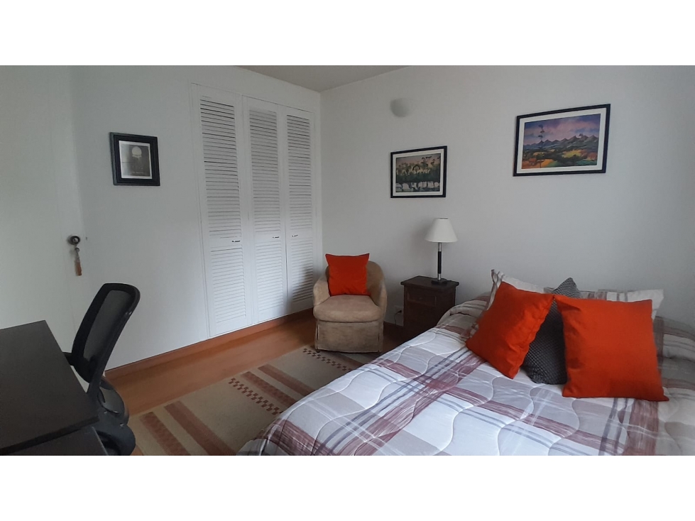 ARRIENDO HABITACION 14 M AMOBLADA ,DOTADA-127 ABAJO AUTOPISTA — foto 3