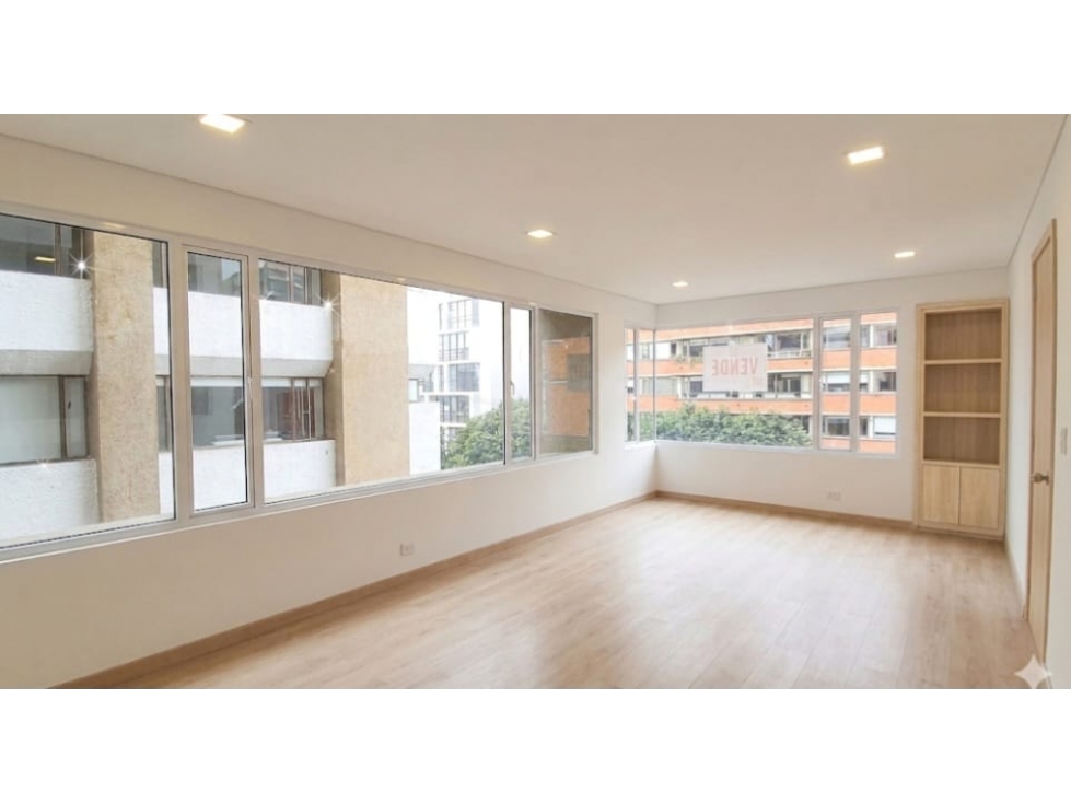VENDO APARTAMENTO EN EL NOGAL PARA REMODELAR, 97 M2, 2 HABITACIONES — foto 2