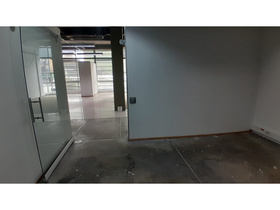 ARRIENDO EXCELENTE OFICINA 258 M2 SANTA PAULA , CRA 14 CON 103 — foto 6