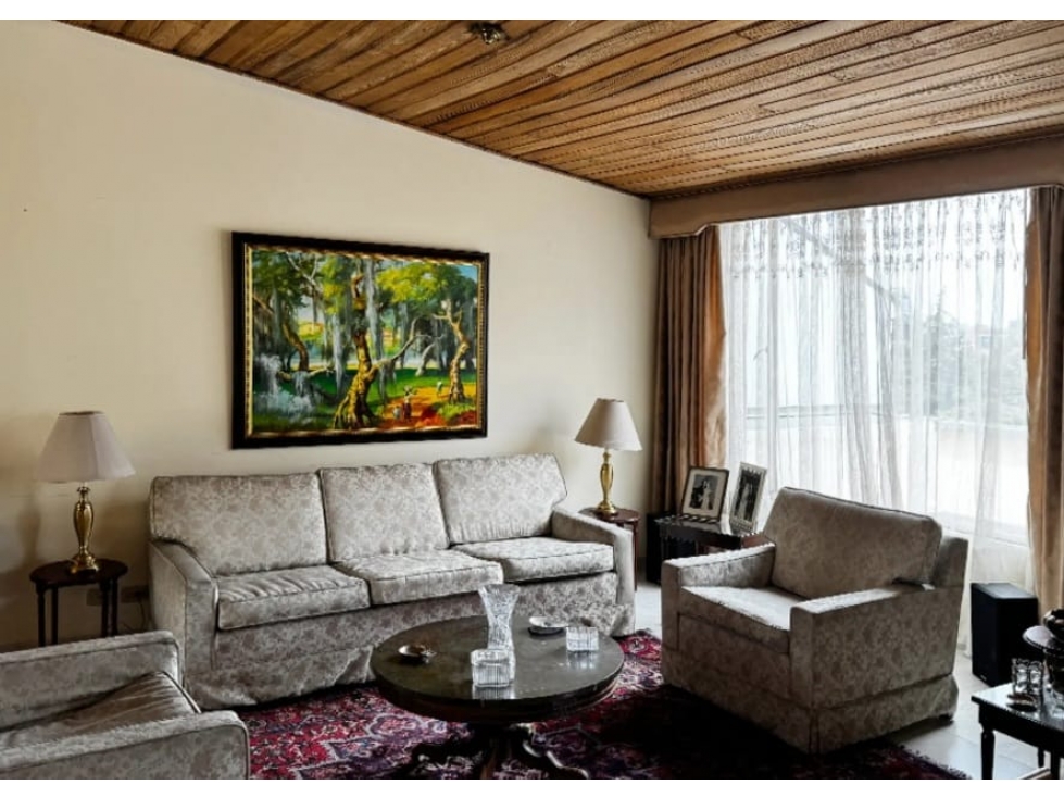 ARRIENDO CLASICO PENTHOUSE AMOBLADO -SANTA BÁRBARA ORIENTAL - 233 M2A