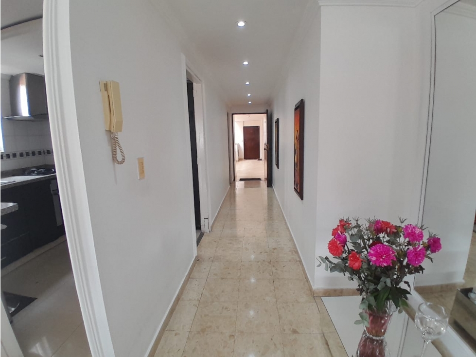VENDO APARTAMENTO INTERIOR - ILUMINADO, LA CALLEJA , 3 H, REMODELAR — foto 5