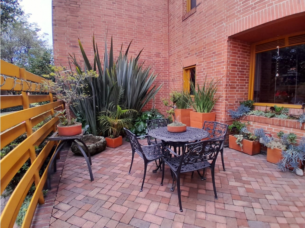 VENDO EXCELENTE CASA CALLEJA ALTA CONJUNTO CERRADO 221M — foto 4