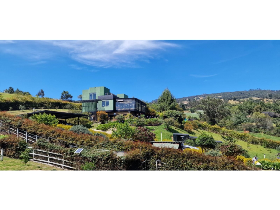 VENDO LINDA FINCA SUBACHOQUE -VEREDA ALTANIA-12.000 M2- CASA 350 M2 - 1