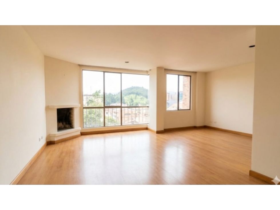 VENDO APARTAMENTO - ALHAMBRA -PARA REMODELAR-89 M2 4TO PISO EXTERIOR — foto 2