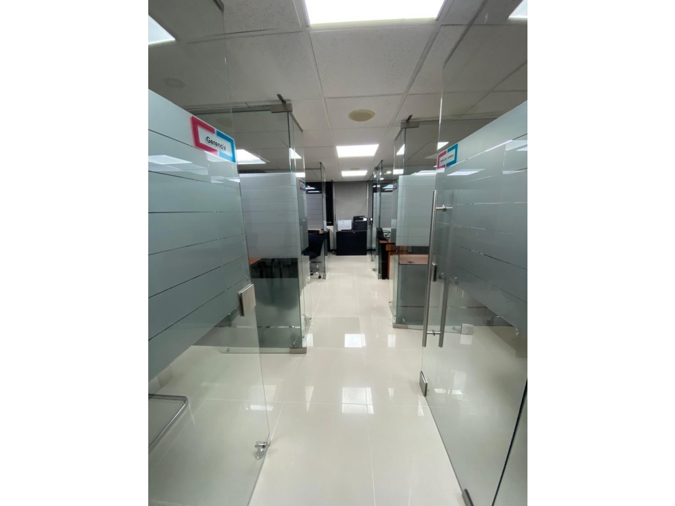 OFICINA ZONA NORTE CALLE 114