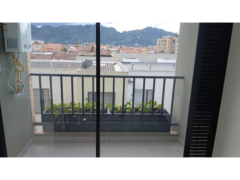 Arriendo Apartaestudio estrenar 45 mtrs2,baño, garaje — foto 5