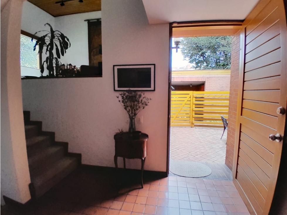 VENDO EXCELENTE CASA CALLEJA ALTA CONJUNTO CERRADO 221M — foto 5