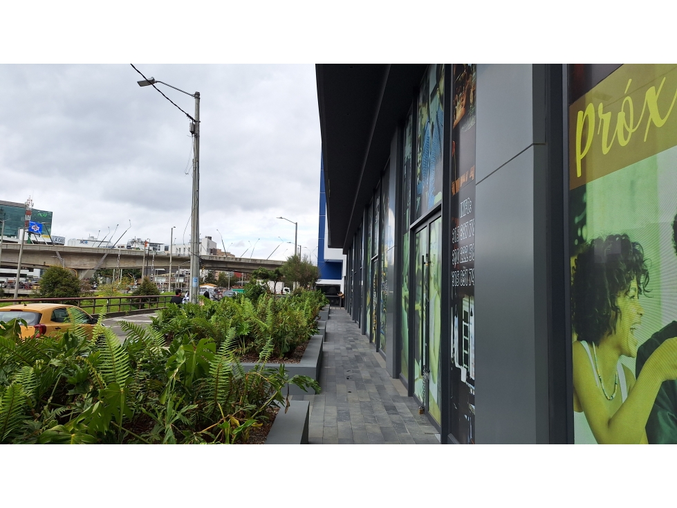LOCAL COMERCIAL CHICO SANTA PAULA DESDE 180 HASTA 471 M2 BOGOTA - 6