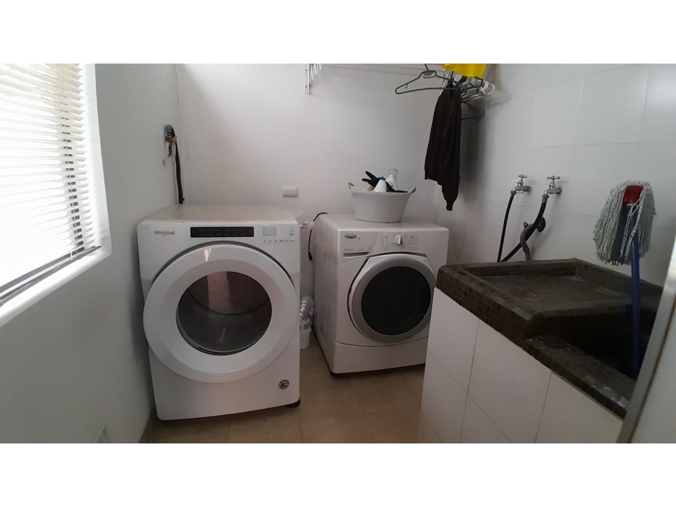 VENDO EXCELENTE APARTAMENTO SANTA BARBARA CENTRAL 117 M2 3 HAB — foto 5