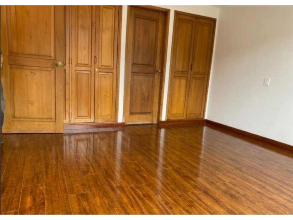 APARTAMENTO EN ARRIENDO EN EL VIRREY -VISTA A PARQUE- 50 M2 - 1 HAB — foto 6