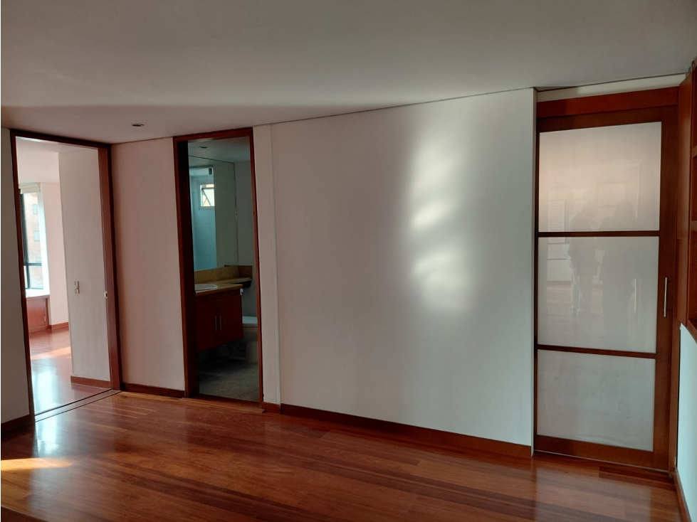 VENDO APARTAMENTO EN ROSALES BAJO 4TA CON 74- 133M2- 2HAB Y ESTUDIO — foto 6