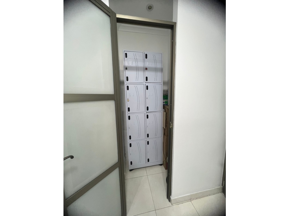 VENDO CONSULTORIO /OFICINA 58 MTS CRA 16 CON 82 — foto 6