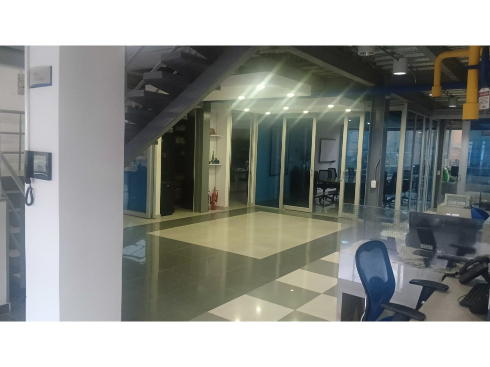 BODEGA CALLE 80 PARQUE INDUSTRIAL - 6