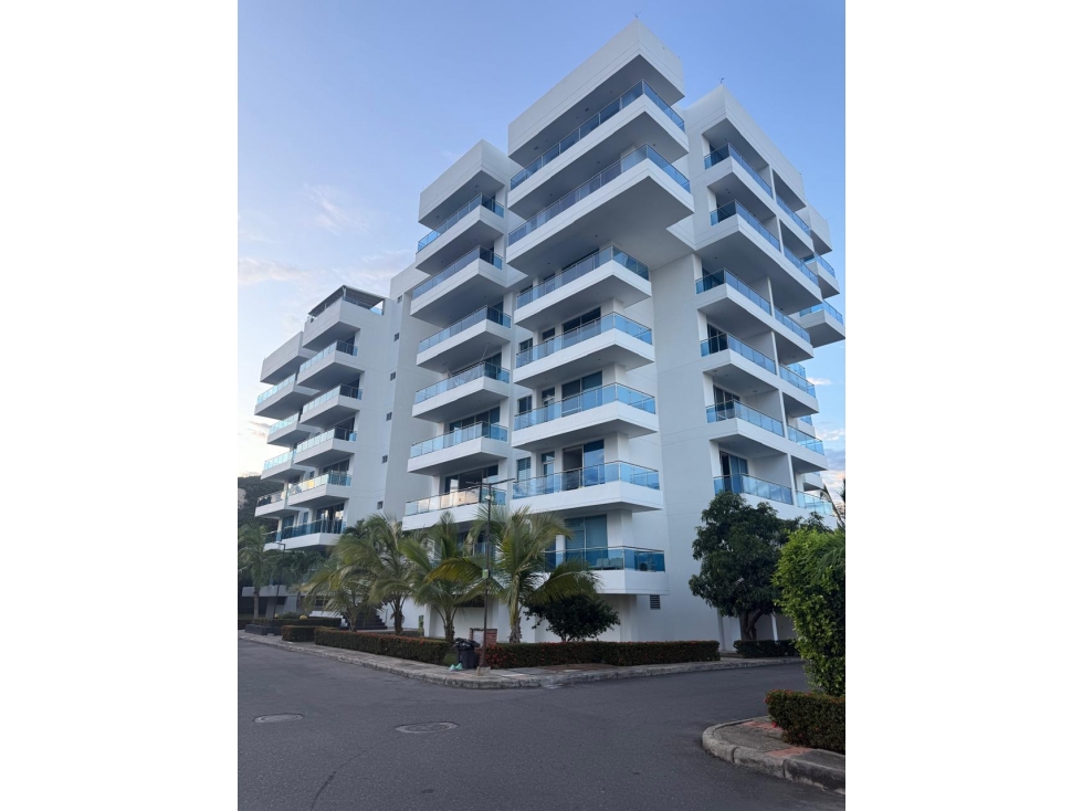 APARTAMENTO GIRARDOT CMARCA VENTA 175 M2 ZONA RESIDENCIAL NORTE RG — foto 3