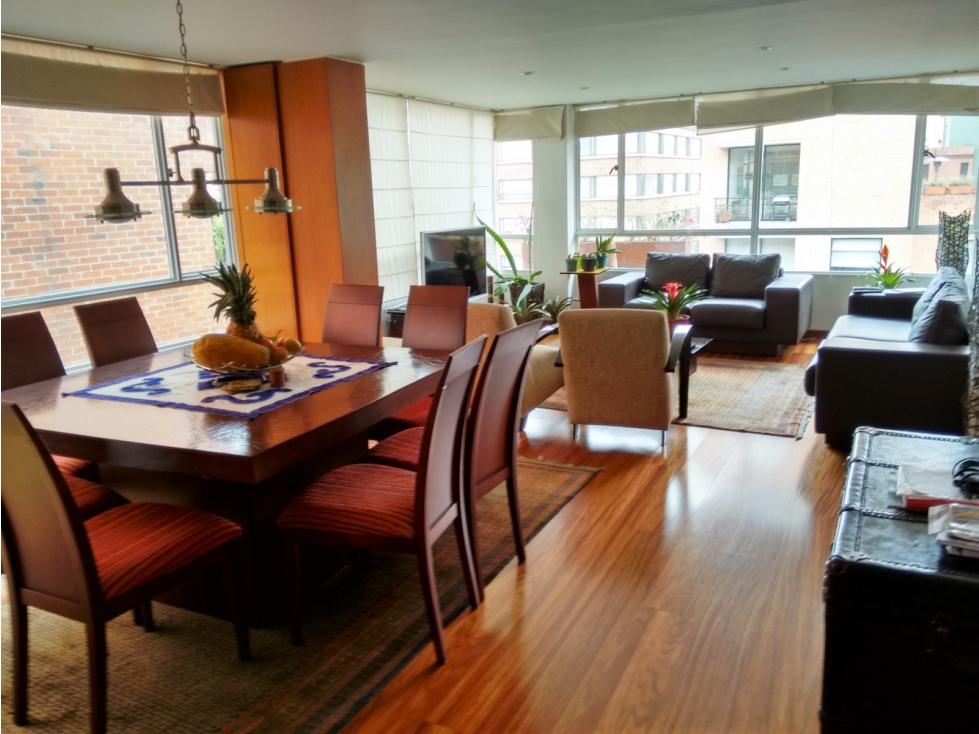 VENDO APARTAMENTO EN ROSALES BAJO 4TA CON 74- 133M2- 2HAB Y ESTUDIO