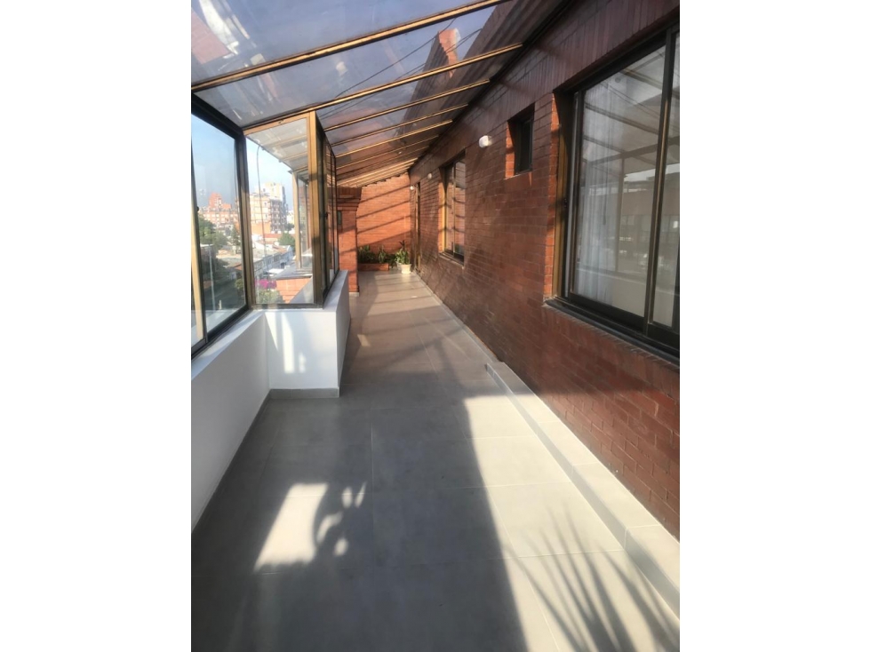 VENDO PENTHOUSE ESQUINERO, AUTONORTE CON 106, 162 M2, 4H RENTANDO — foto 6