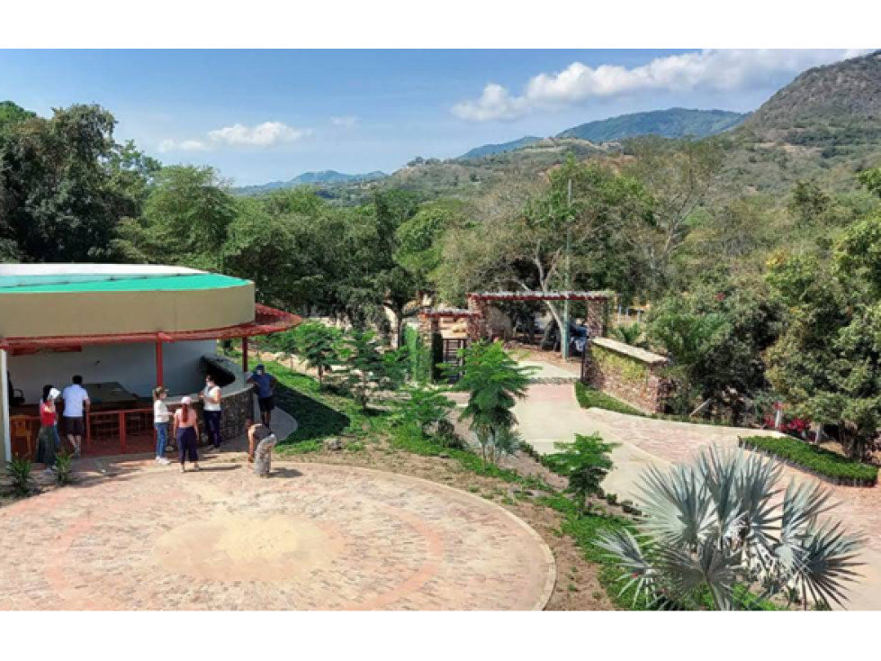 VENDO MAGNIFICO LOTE CERCA A LA MESA 2015M2 EN CONDOMINIO CERRADO
