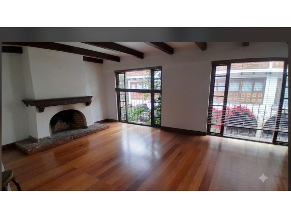 ARRIENDo ESPECTACULAR CASA EN CONJUNTO EL NOGAL- 200 M2, CONJUNTO — foto 2